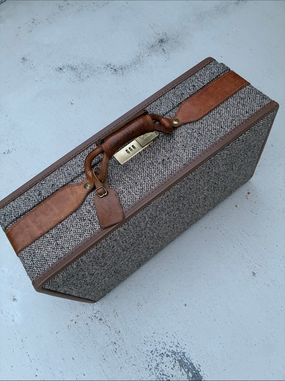 Vintage Hartmann Luggage 21 inch Tweed Suitcase - Picture 14 of 15